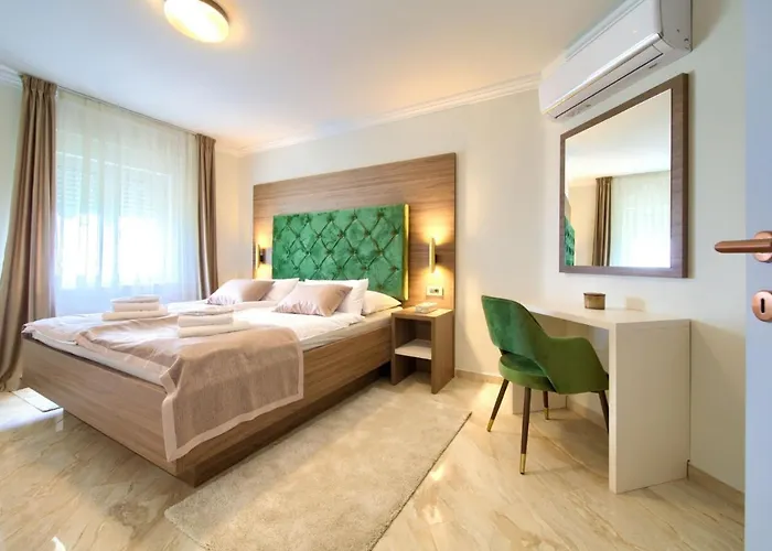 Piano Villa Pinezici (Krk)