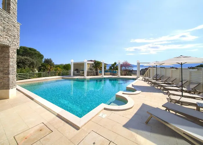 Piano Villa *