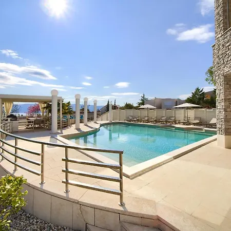 Piano Villa *